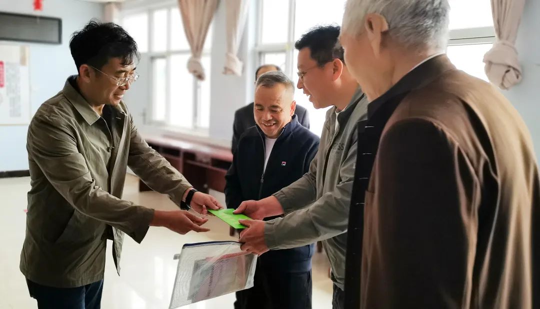 1685602211222974.jpg 4.jpg